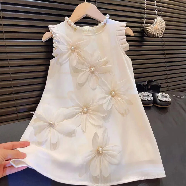 Florecer Real: Vestido Princesa con Flores 3D para Niña